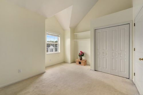 52 Deer Tree Ln, Briarcliff NY  10510-1751 exterior