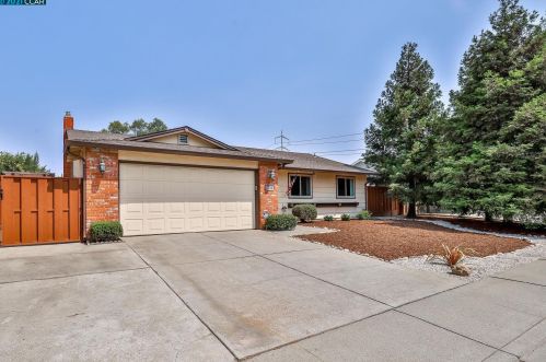 1731 Martindale Dr, Pacheco, CA 94553-5320