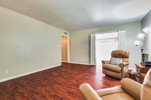 525 Salem Dr, Richardson TX  75080-3352 exterior