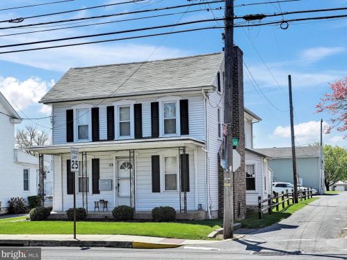 624 Main St, Mount Joy, PA 17552-1124