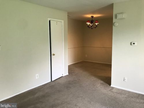 3094 Harbour Dr, Palmyra NJ 08065-2217 exterior