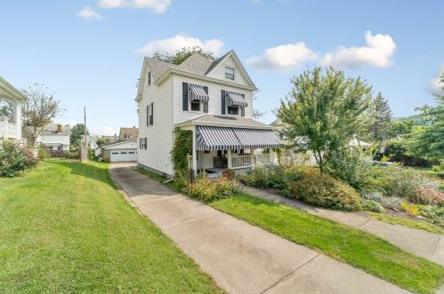 124 5th St, Mc Donald, PA 15057-1105
