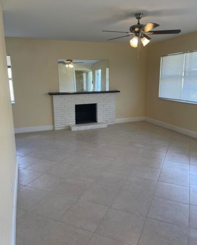 2357 Clubhouse Dr, West Palm Beach, FL 33409-6233