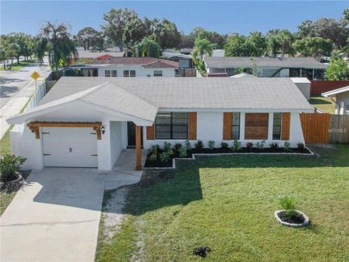 1801 Buttonwood Dr, Oldsmar, FL 34677-2702