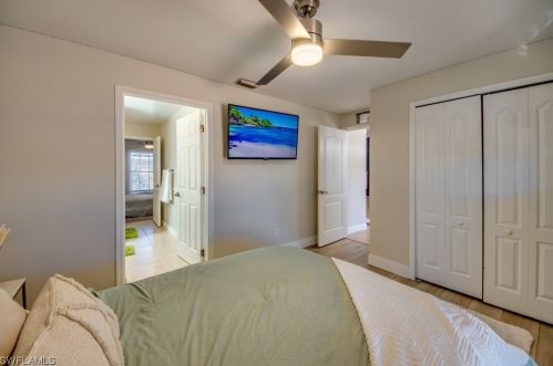 2505 20th Ave, Cape Coral FL  33904-3226 exterior