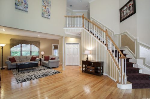 57 Sunflower Ridge Rd, South Setauket, NY 11720-3711