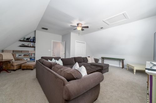 1328 Southlake Dr, Mount Pleasant SC  29464-7441 exterior