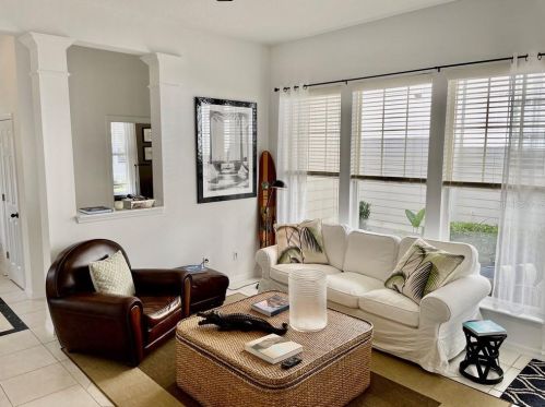 807 Lake Evalyn Dr, Kissimmee FL 34747-4804 exterior