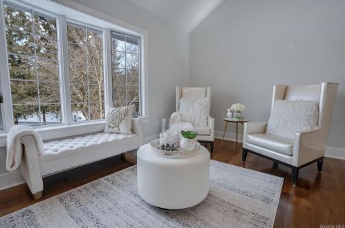 1 Fabbri Ct, Mahopac NY  10541-2001 exterior