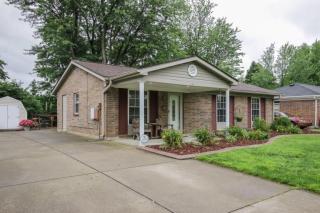 6810 Nalery Way, Louisville, KY 40228-2138