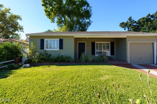 4837 Crown Ave, La Canada, CA 91011-3619