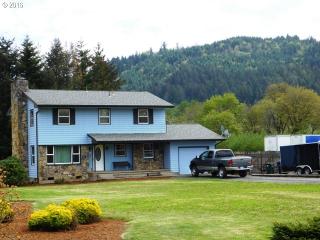 82735 Sears Rd, Walker, OR 97426-9483