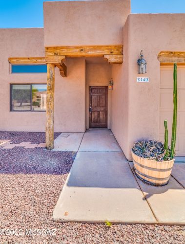 3143 Orbison St, Tucson, AZ 85742-4878