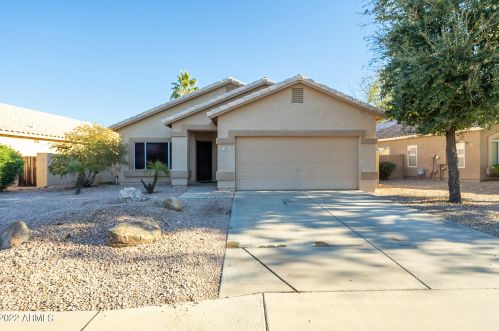 922 Tremaine Ave, Gilbert, AZ 85233-3767