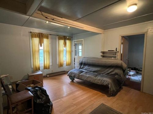 722 Old Route 17, Monticello NY  12701-7019 exterior