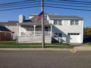 4 27th Ave, Atlantic City, NJ 08403-1256