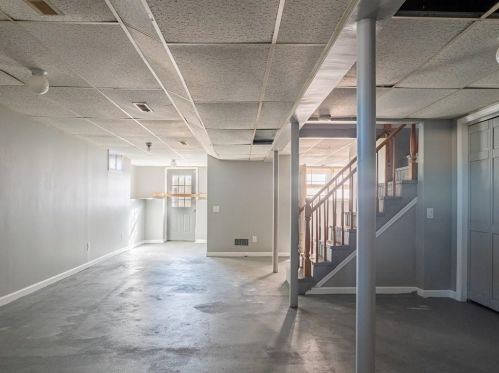 12 Time St, North Providence RI  02904-4721 exterior