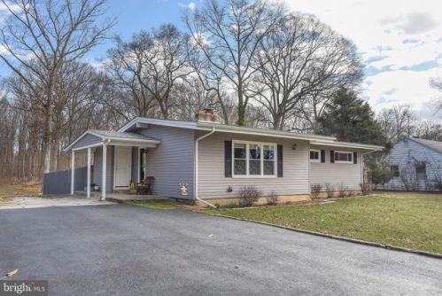 2856 Wrangle Hill Rd, Bear, DE 19701-1718