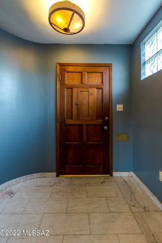 3257 Hawthorne St, Tucson, AZ 85716-4222