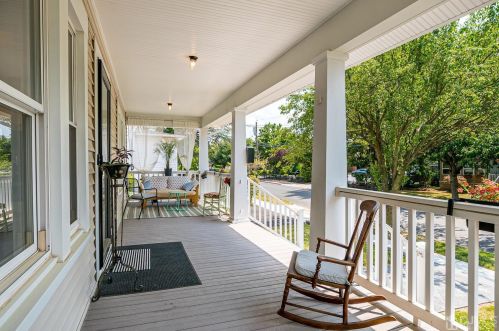 24 William St, Metuchen NJ  08840-1822 exterior