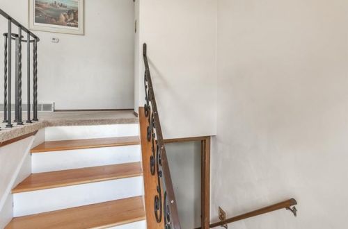 336 Springwood Dr, Verona, PA 15147-2622