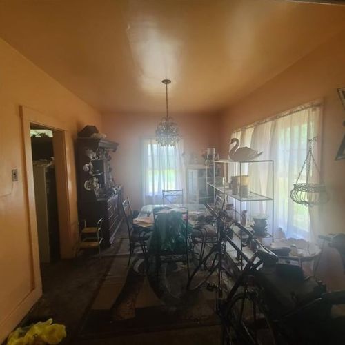 73 12 St, Ambridge PA 15003-1945 exterior