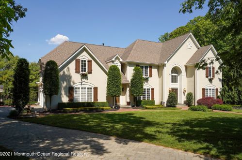2080 Ohadi Dr, Belmar, NJ 07719-9018