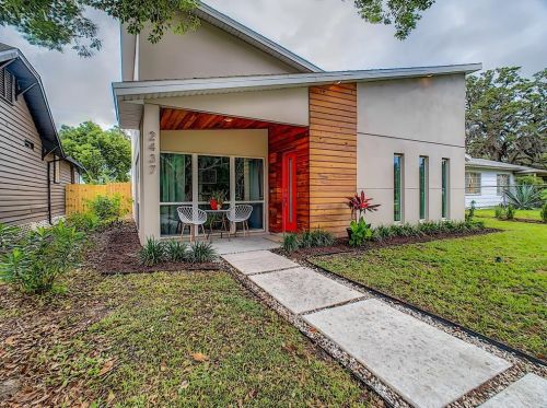2437 Elm Ave, Sanford, FL 32771-4443