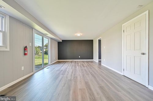 31 Niagara Ln, Willingboro NJ  08046-1249 exterior