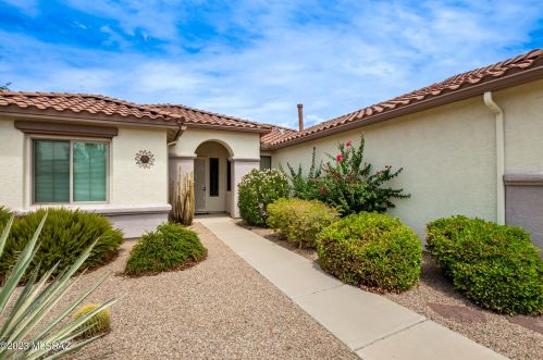 7736 Cathedral Canyon Dr, Tucson, AZ 85743-5147