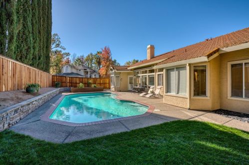 7465 Labranza St, Rancho Murieta, CA 95683-9107
