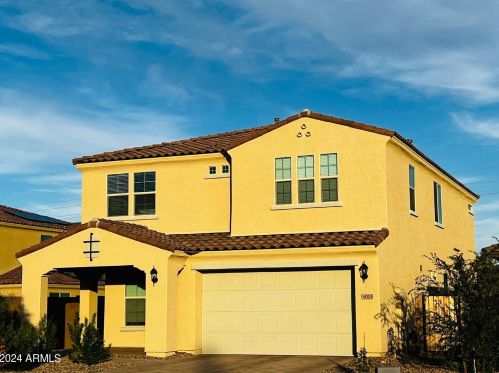 5015 79th Ln, Glendale AZ  85303-4124 exterior