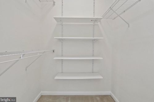 445 Lord Fairfax St, Charles Town WV  25414-2603 exterior