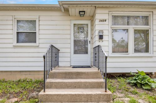 3428 Kansas Ave, Milwaukee, WI 53207-3655