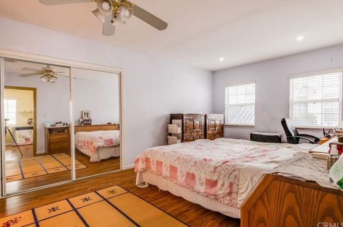 505 Alexander St, Glendale CA 91203-1621 exterior