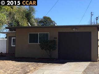 767 Sunnyview Dr, Pinole, CA 94564-2636