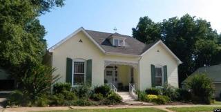 208 3rd St, Fulton, KY 42041-1525