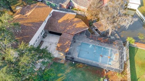 32009 Harris Rd, Tavares FL  32778-4643 exterior