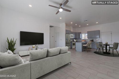 10327 Summit Park Rd, Tucson, AZ 85756-8923