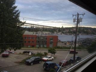 3915 1st Ave, Seattle WA  98105-4906 exterior