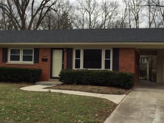 3538 Greentree Rd, Lexington, KY 40517-3115