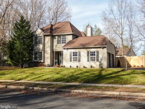 1401 Woodlane Dr, West Deptford, NJ 08093-1739