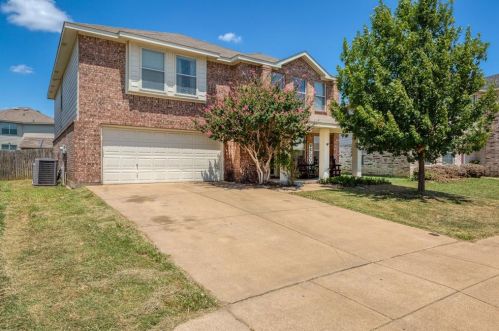 609 Osprey Ct, Fort Worth, TX 76108-4341
