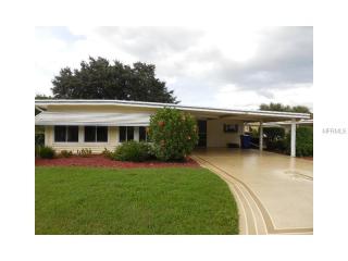 674 Buccaneer Blvd, Tavares, FL 32778-4558