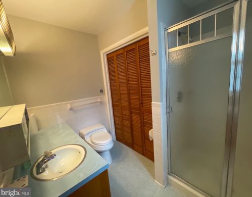 504 Church St, Charles Town WV  25414-1314 exterior