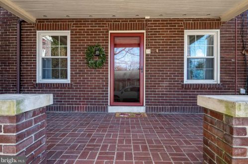 19 President Ave, Lancaster PA  17603-3122 exterior