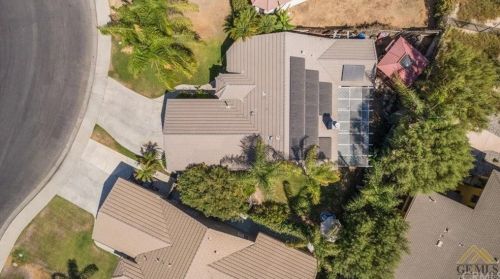 11405 Blue Grass Dr, Bakersfield, CA 93312-5428