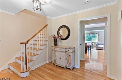 29 Maple Village Ct, Bernardsville NJ  07924-2509 exterior