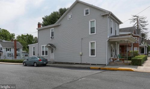 101 Rosanna St, Hummelstown PA  17036-1519 exterior