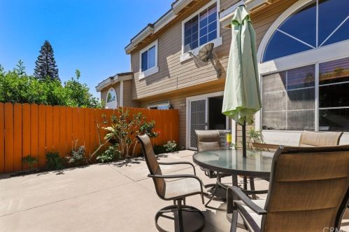 14594 Holt Ave, Tustin CA  92780-2782 exterior